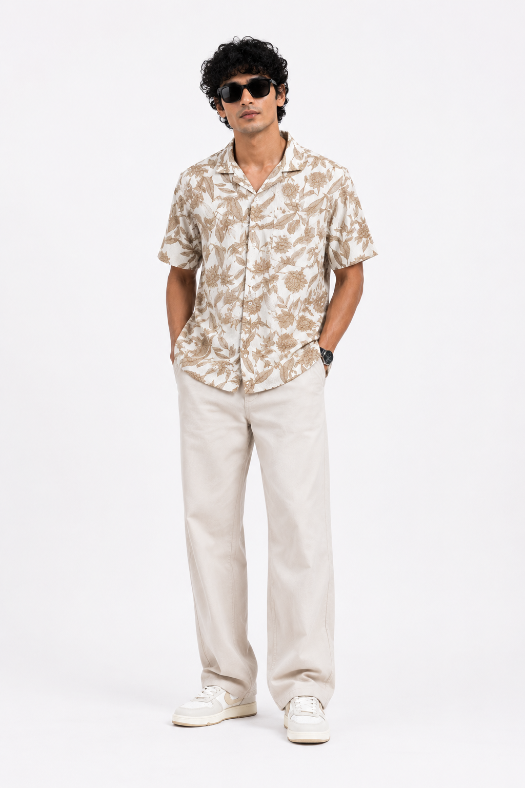 Men’s Off-White & Beige Floral Print Short-Sleeve Boxy Fit Shirt