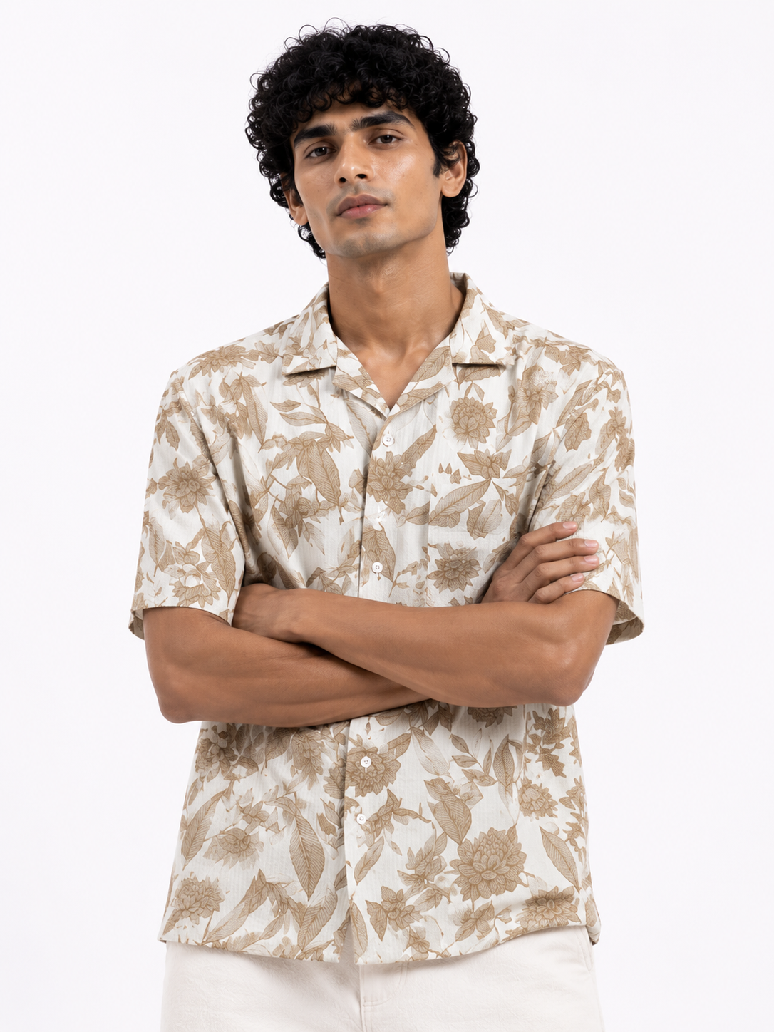 Men’s Off-White & Beige Floral Print Short-Sleeve Boxy Fit Shirt