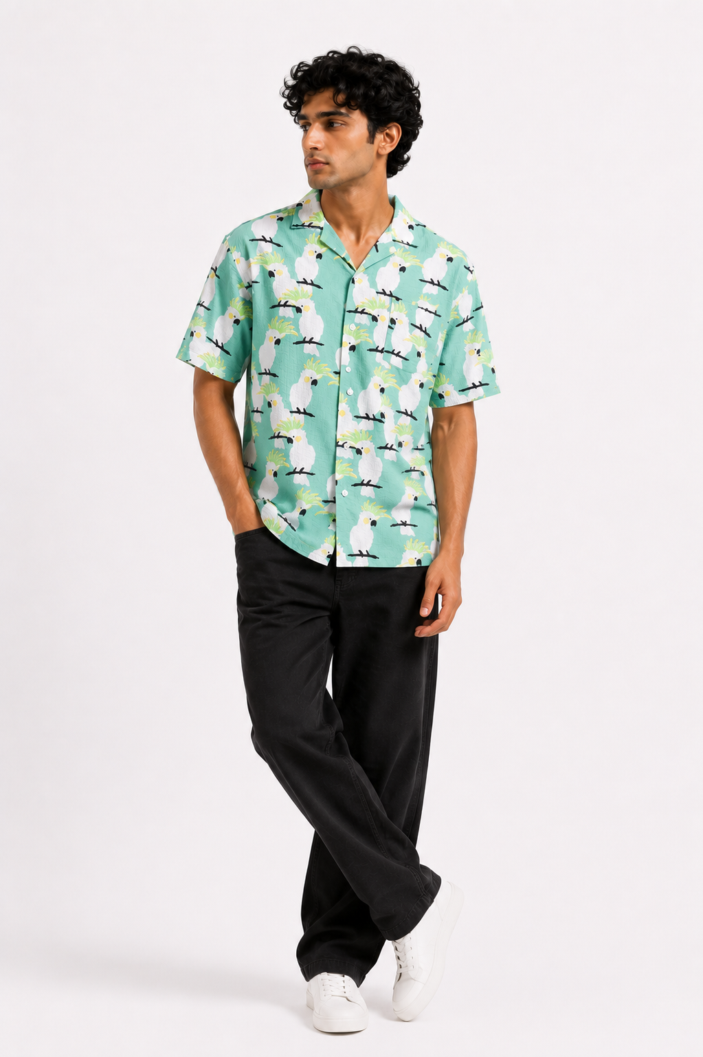 Men’s Seafoam Green Cockatoo Print Short-Sleeve Boxy Fit Shirt