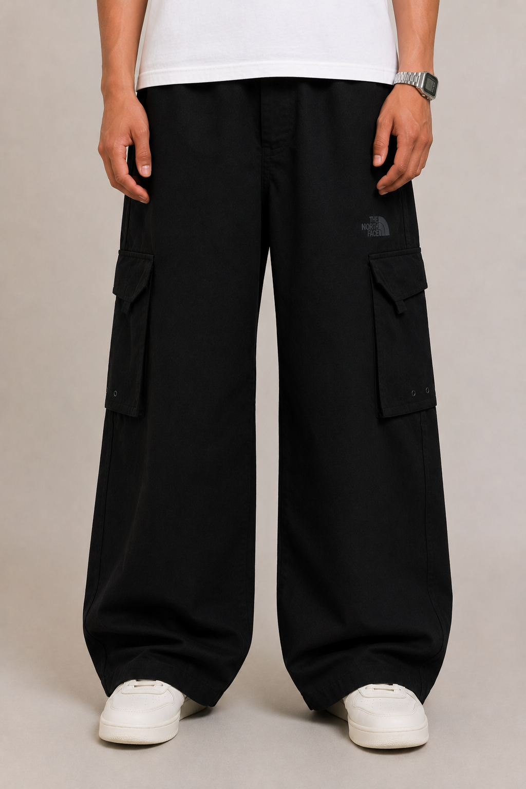 The North Face 4-Pocket Wide-Leg Cargo Pants – Jet Black