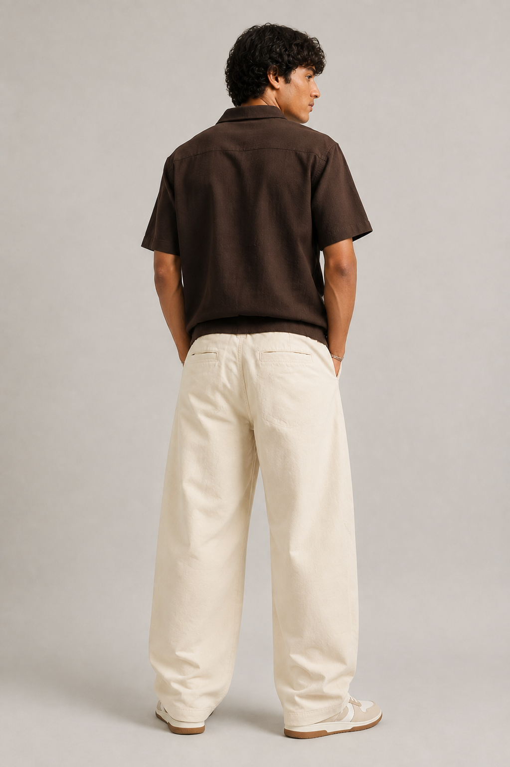Men's Off-White Pleated Wide-Leg Baggy Jeans