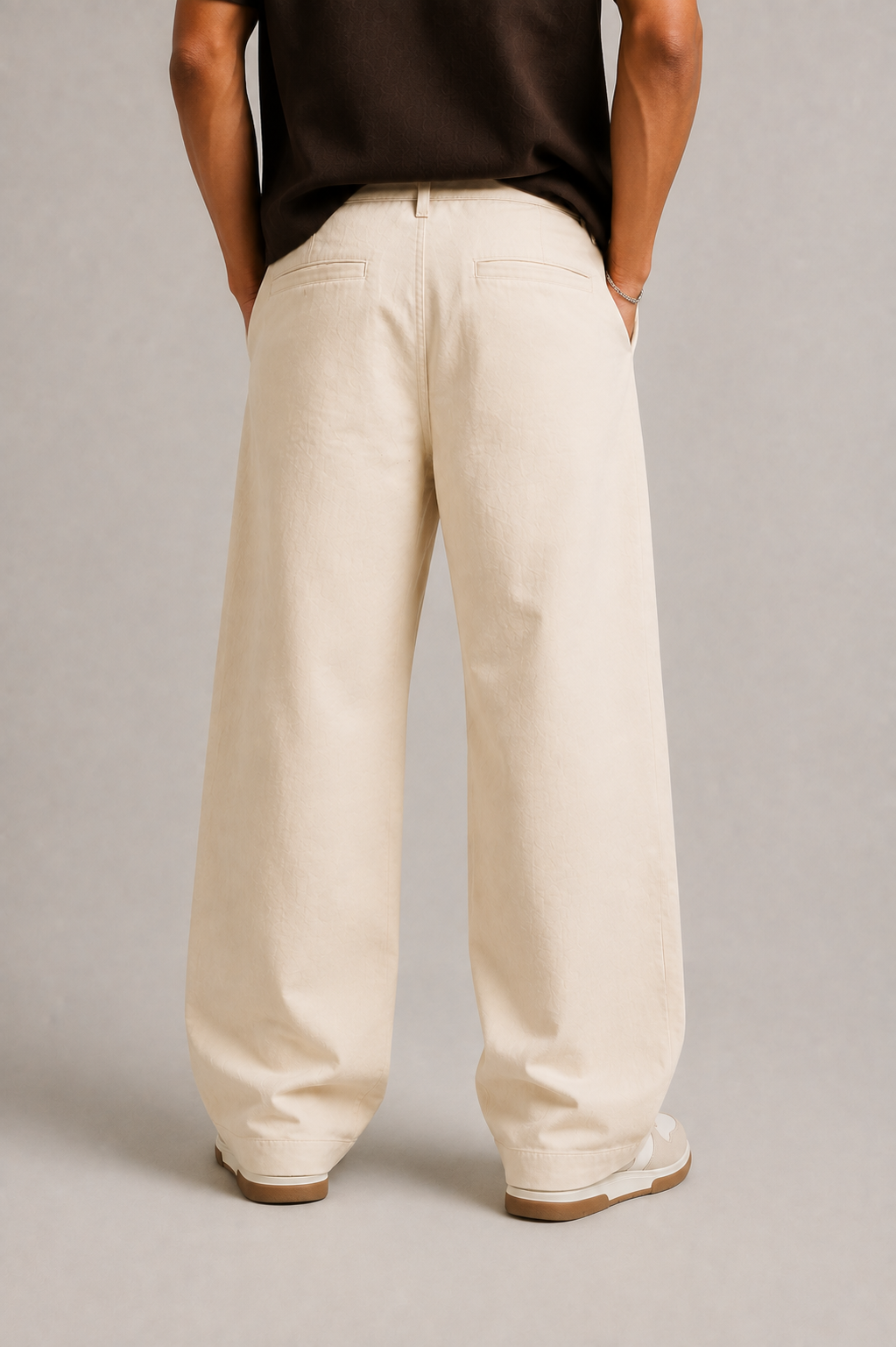 Men's Off-White Pleated Wide-Leg Baggy Jeans