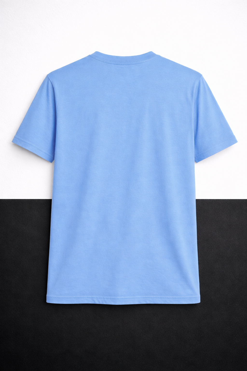Nike Sportswear Essential Tee in University Blue